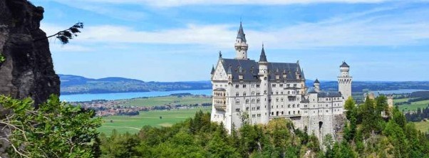 Wellness inklusive Wander- und Radtour zum Schloss Neuschwanstein in Bayern Schloss Neuschwanstein in Bayern im Wellnessurlaub erkunden